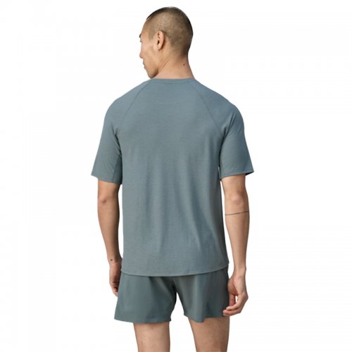 T-Shirt Randonnée Homme Patagonia Capilene Cool Trail Graphic - montisport.fr