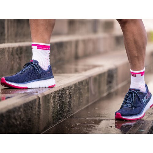 Chaussettes Compressport Pro Racing V3.0 Run High - Montisport.fr